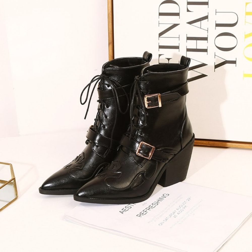 Botas Femininas Bico Fino Com Cadarço E Tiras Cruzadas Simples