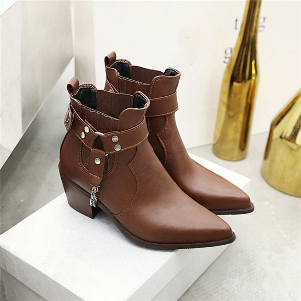 Botas Femininas Com Salto Grosso E Bico Fino