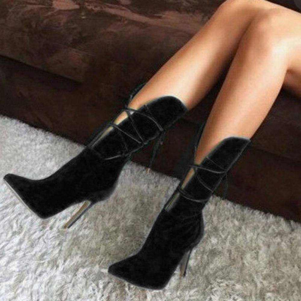 Botas Femininas Simples Com Cadarço E Bico Pontudo