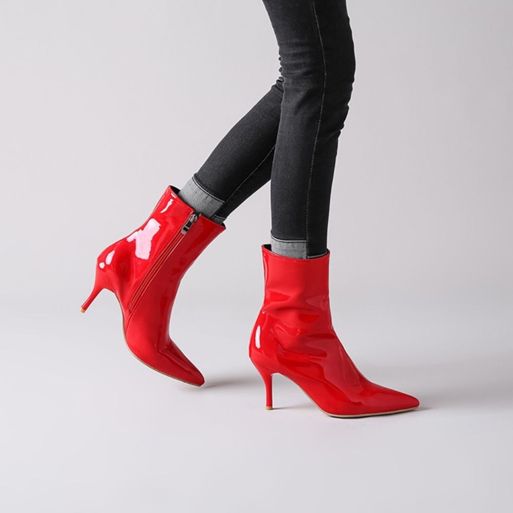 Botas Femininas Simples Com Zíper E Salto Agulha