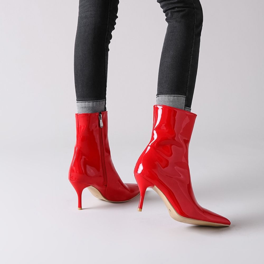 Botas Femininas Simples Com Zíper E Salto Agulha