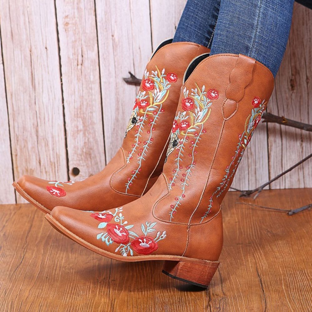 Botas Florais Vintage Com Bico Redondo E Salto Bloco