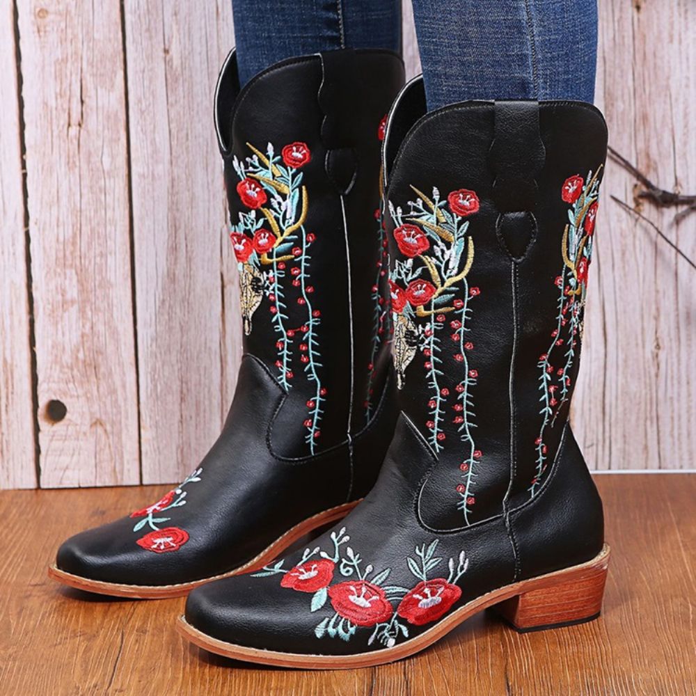 Botas Florais Vintage Com Bico Redondo E Salto Bloco