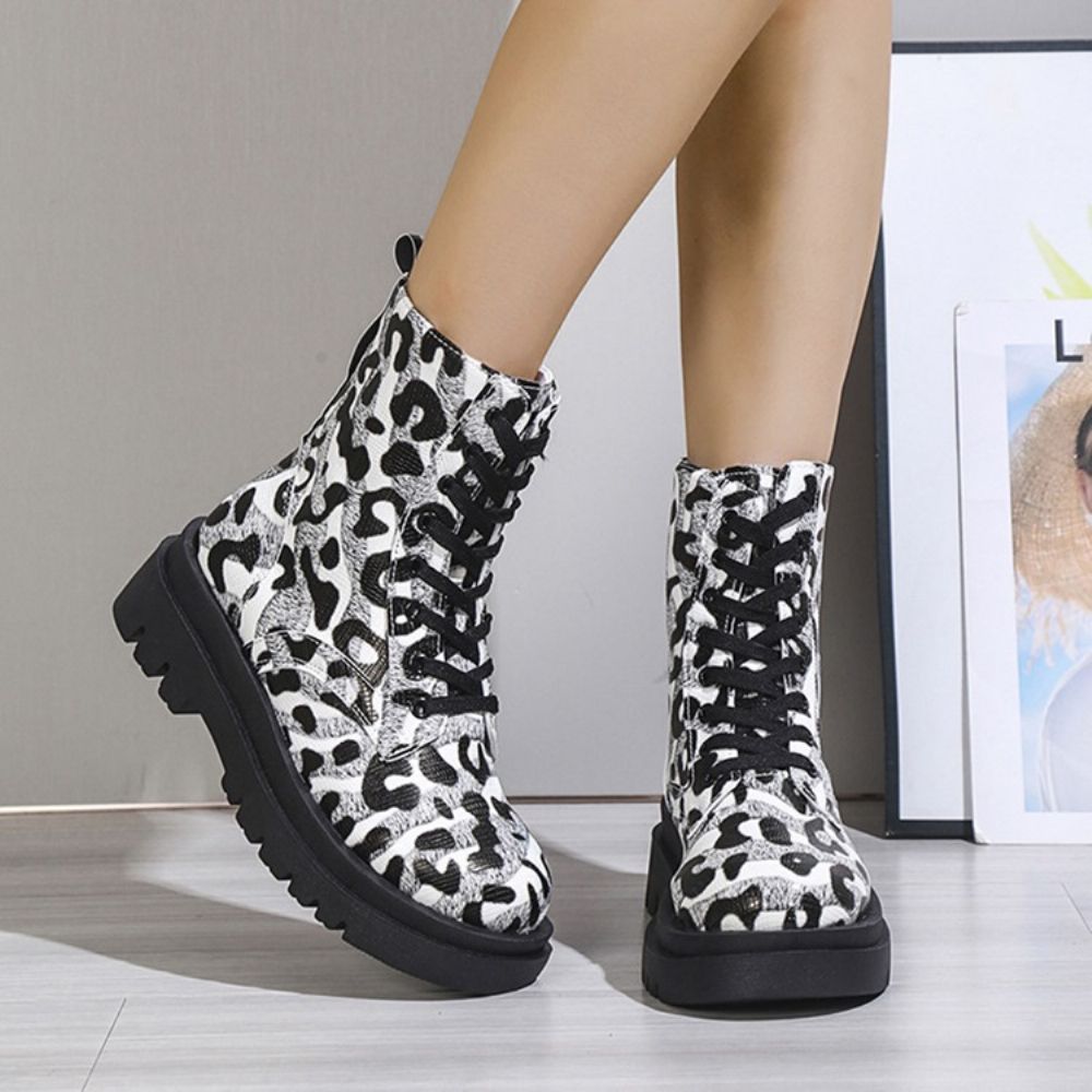 Botas De Pu De Bico Redondo Leopardo Com Cadarço