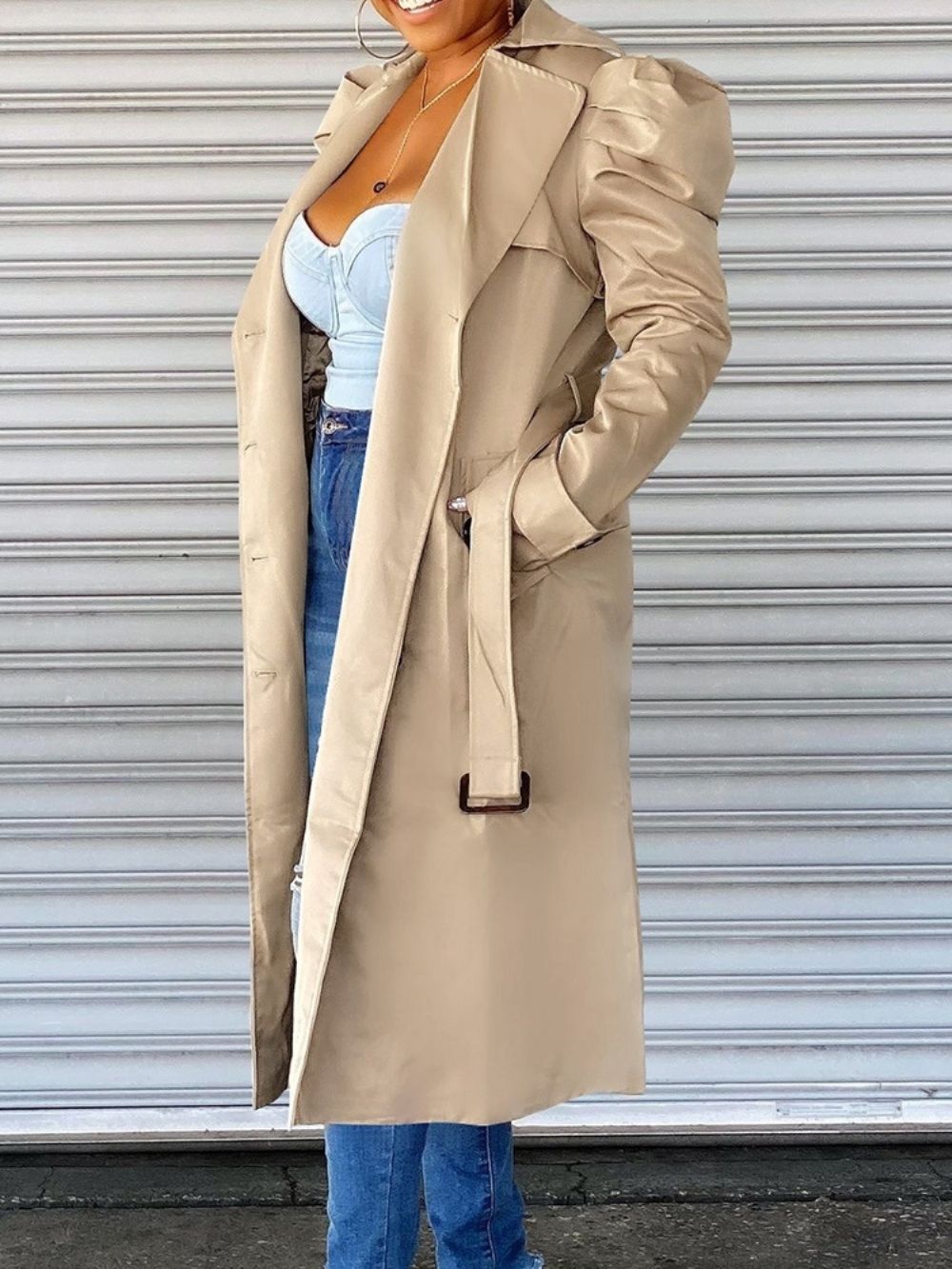 Trench Coat Longo Com Lapela E Manga Longa Reta