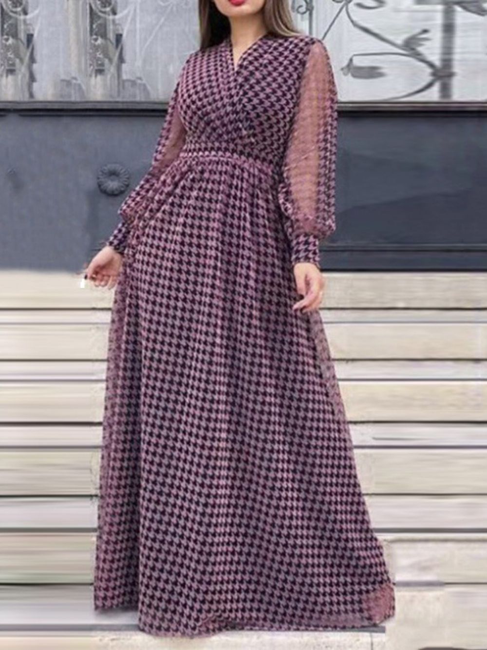 Vestido Estampado Com Decote Em V Até O Chão E Linha A