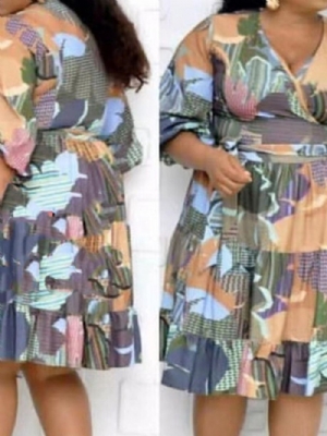 Vestido Feminino Com Cadarço E Manga Três Quartos Na Panturrilha