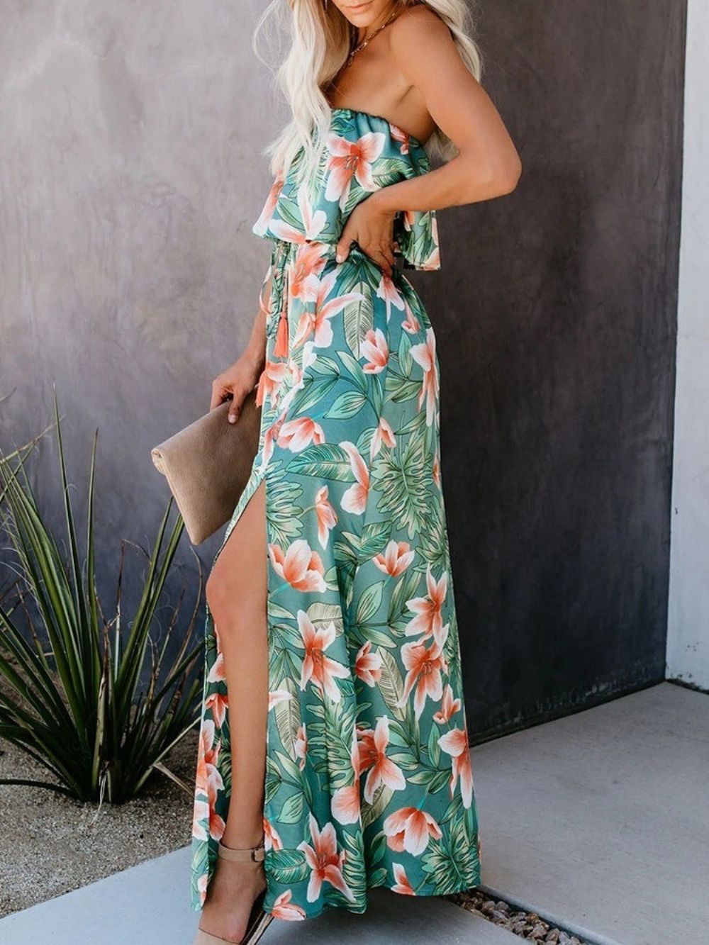 Vestido Maxi Floral Longo E Sem Mangas Com Cadarço