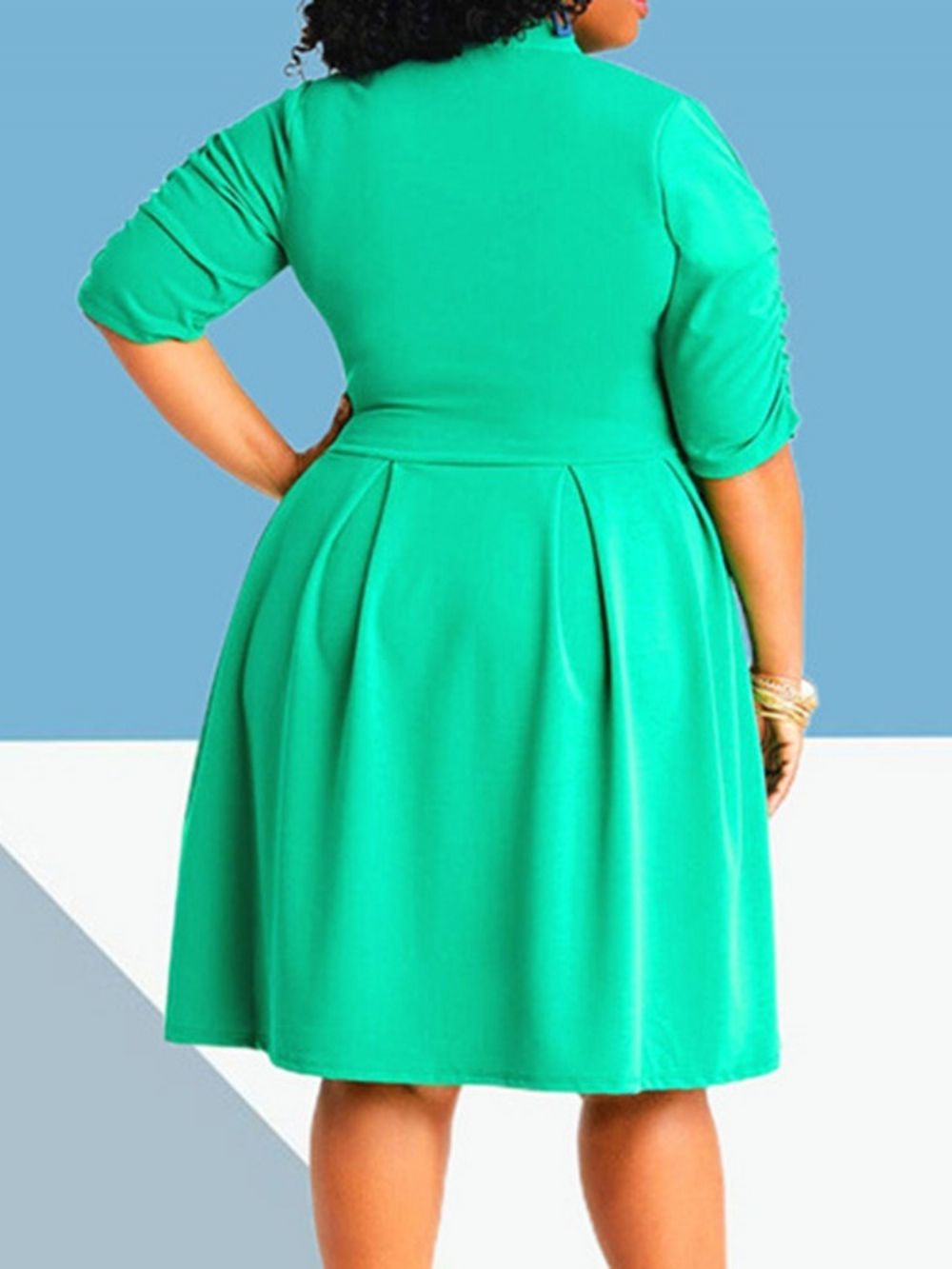 Vestido Ocidental Com Gola Plissada Na Altura Do Joelho Plus Size