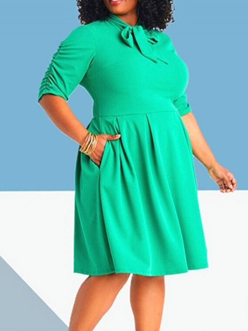 Vestido Ocidental Com Gola Plissada Na Altura Do Joelho Plus Size