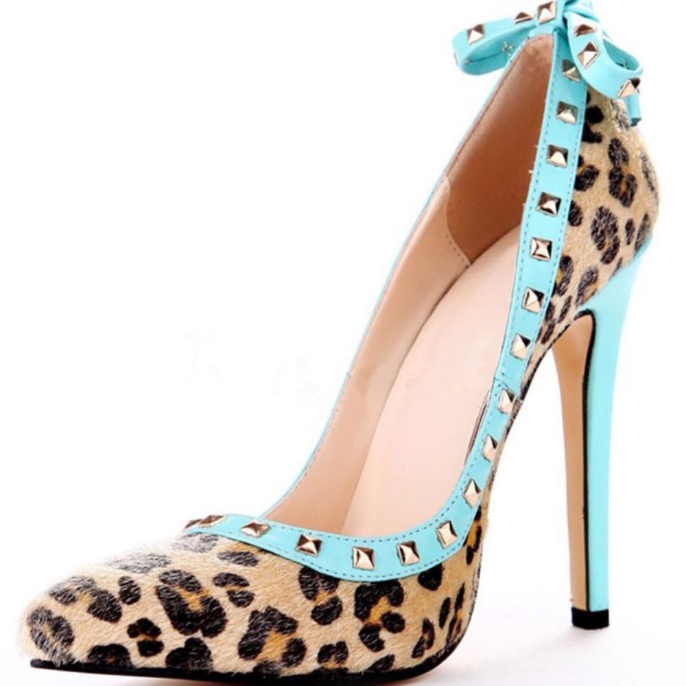 Bombas Femininas Rivet Leopard Salto Agulha Bico Fino Arco