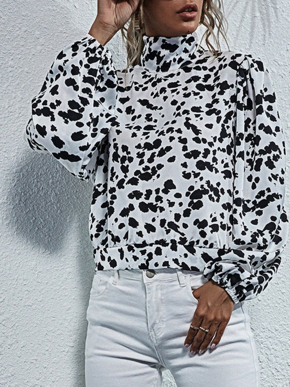 Blusa Feminina Padrão Gola Alta Gola Alta Leopardo