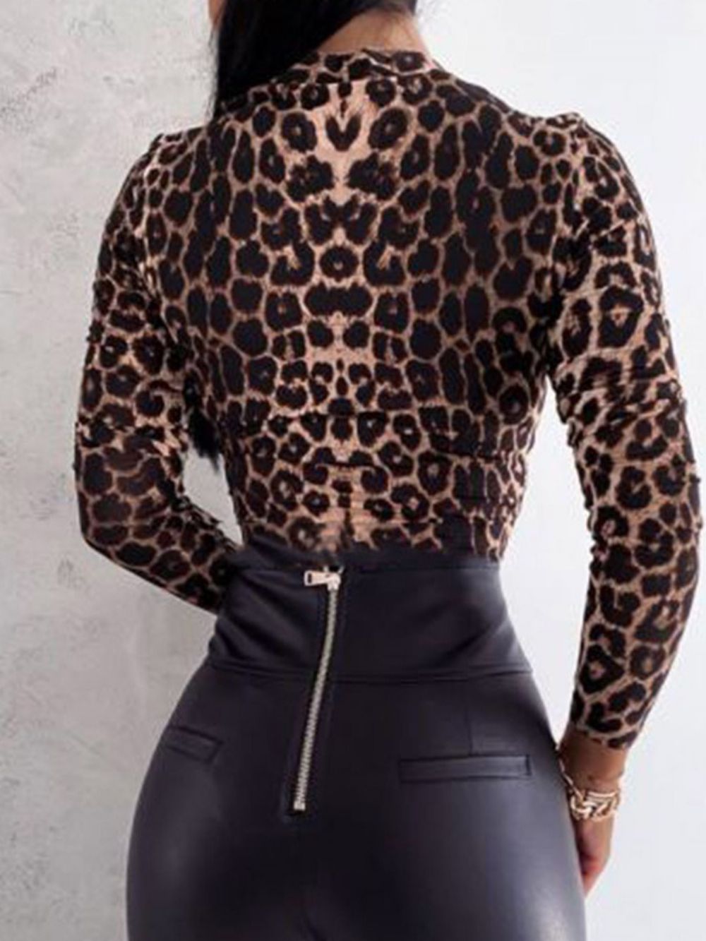 Camiseta Feminina Slim De Outono Manga Nove Pontos Padrão Leopardo