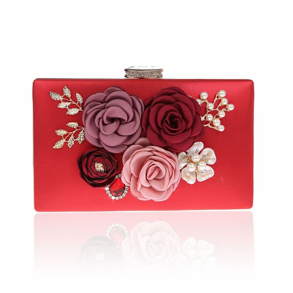 Mini Clutch Feminina Com Adorno De Strass Floral