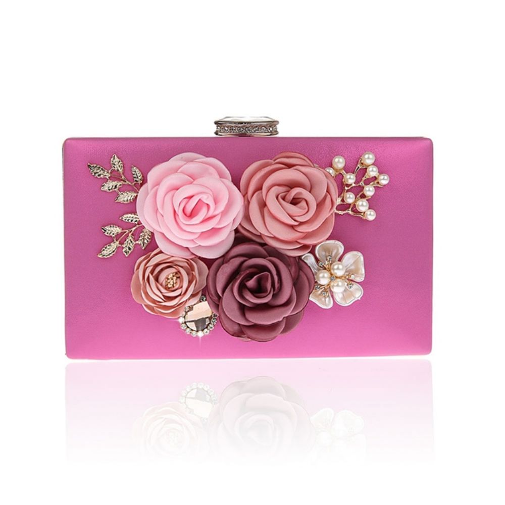 Mini Clutch Feminina Com Adorno De Strass Floral