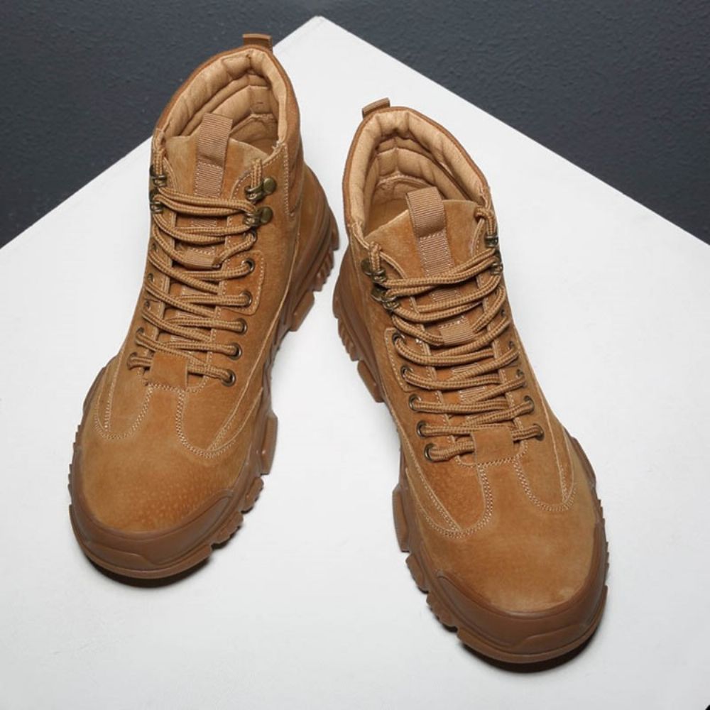 Botas Masculinas Lisas De Bico Redondo Com Cadarço Na Frente