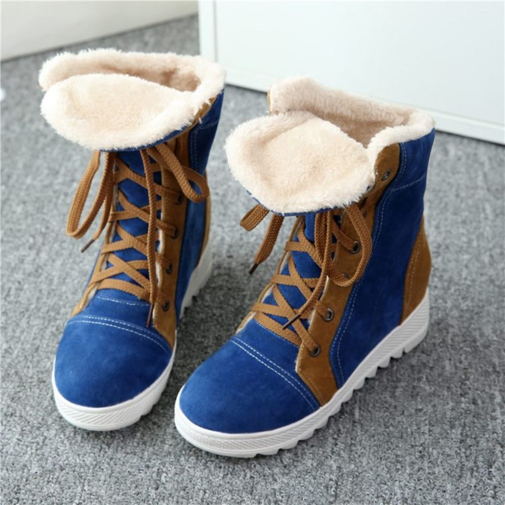 Botas De Neve Com Cordões De Retalhos