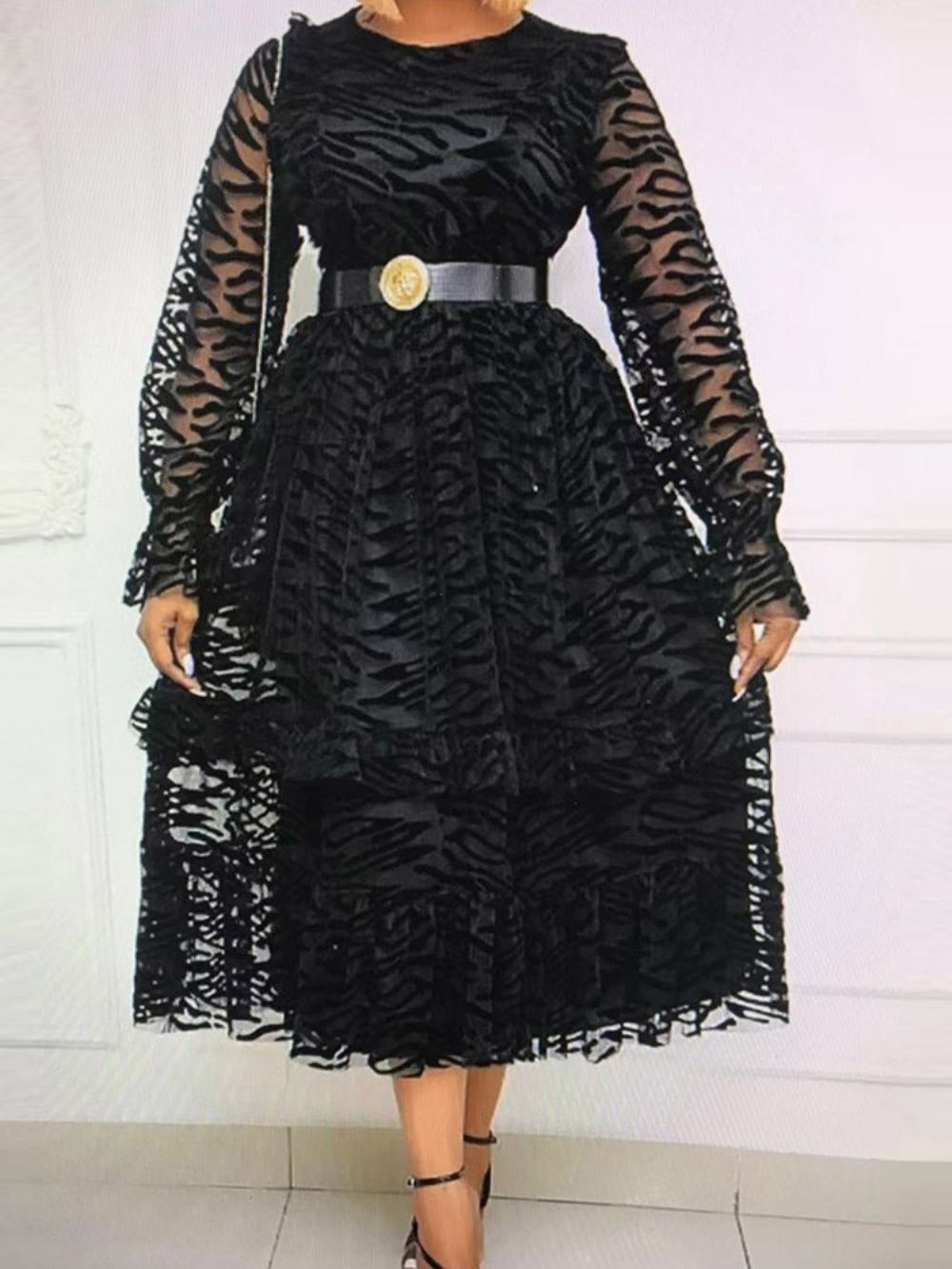 Vestido Midi Preto Regular Manga Longa Malha Meia Panturrilha