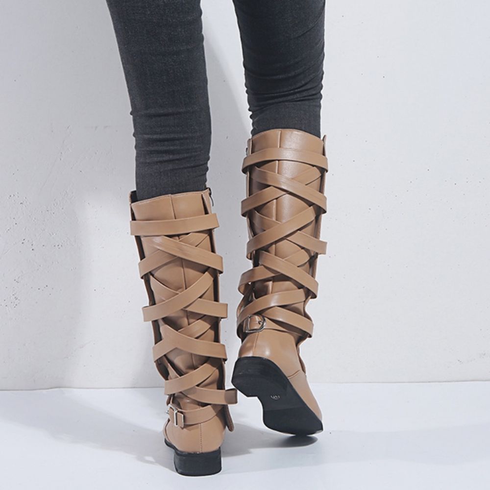 Botas Redondas Simples Com Salto Bloco