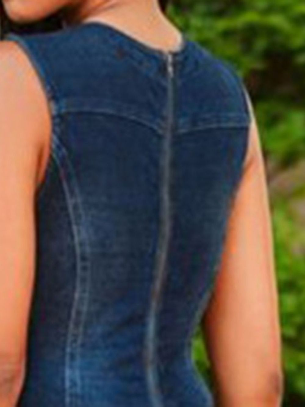 Macacão Jeans Skinny Simples E Sexy