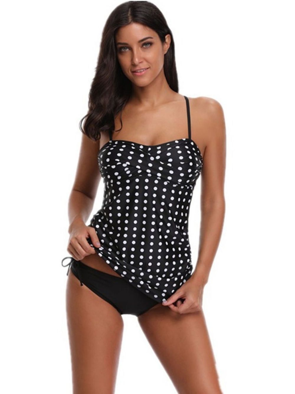 Tankini Feminino Com Estampa De Bolinhas E Look Praia