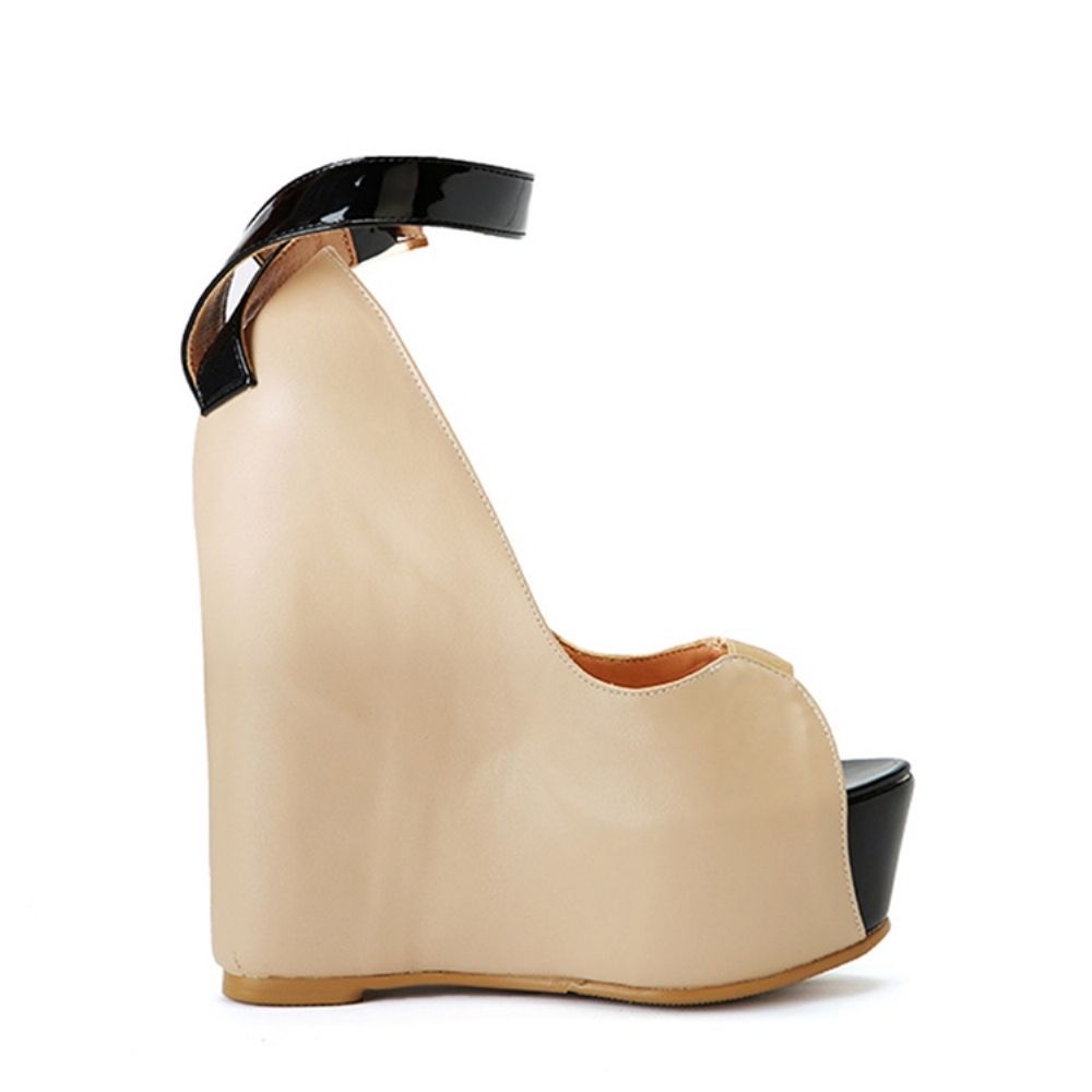 Sandálias Femininas Peep Toe Estilo Linha Fivela E Salto De Cunha