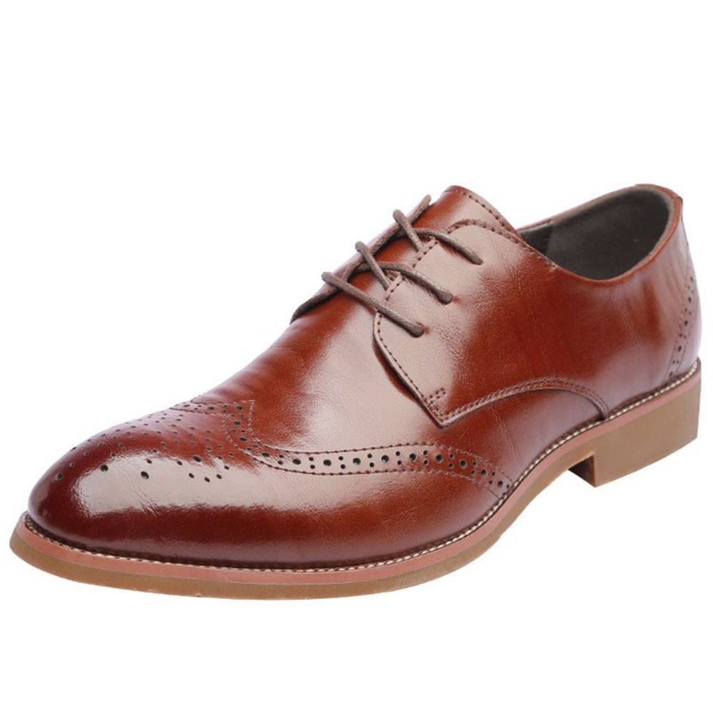 Oxfords Masculinos Lisos E Ocos De Bico Redondo Com Cadarço