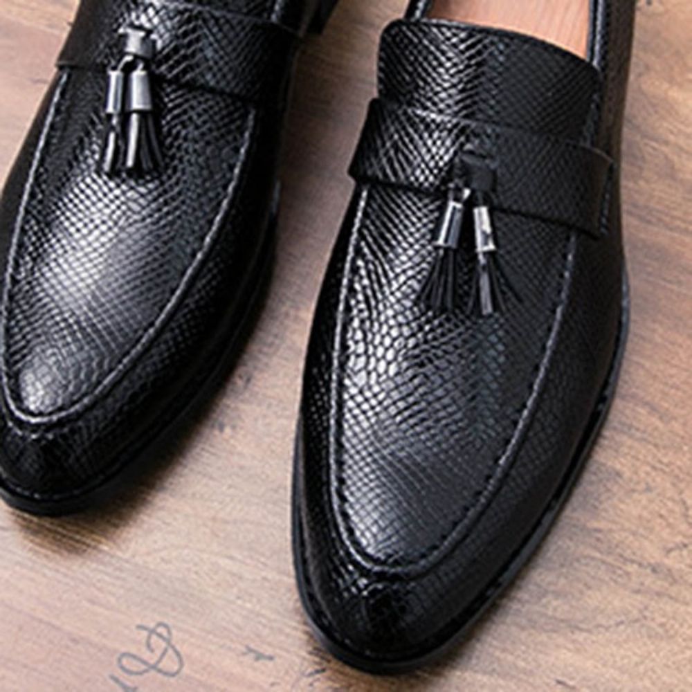 Oxfords Masculinos Pu Com Franjas Bico Redondo