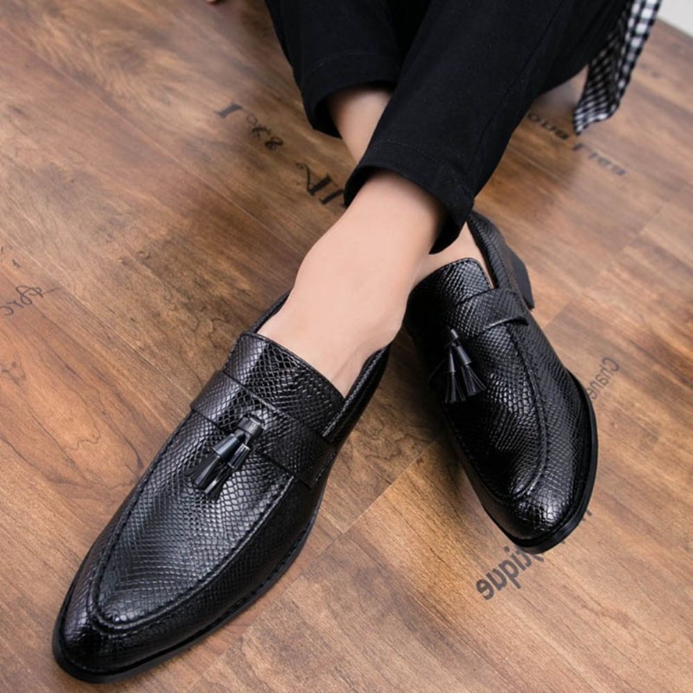 Oxfords Masculinos Pu Com Franjas Bico Redondo