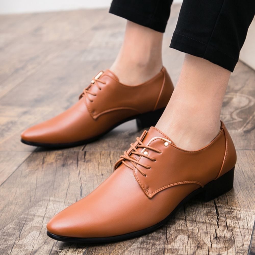 Sapatos Sociais Masculinos Simples Com Cadarço E Bico Fino