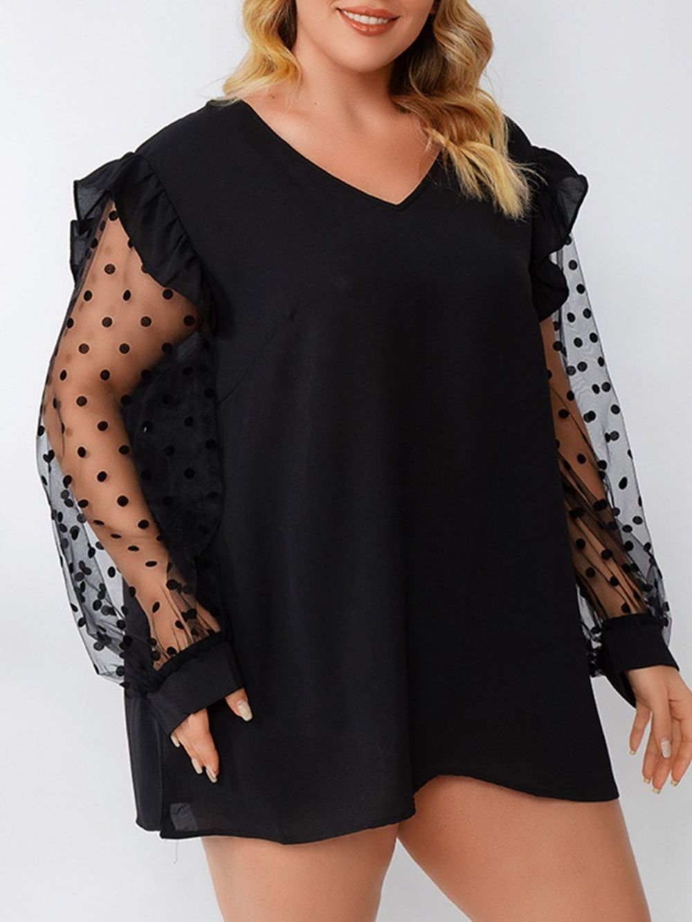 Blusa Feminina Decote Em V Com Estampa De Bolinhas E Manga Longa