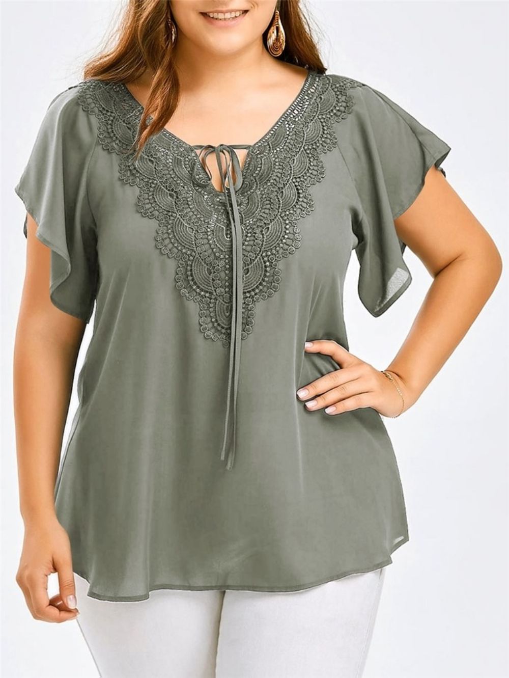 Camiseta Plus Size De Renda Patchwork Com Cadarço