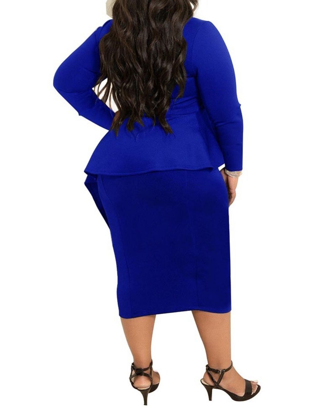 Vestido Feminino Liso Plus Size Falbala Manga Longa E Meia Panturrilha