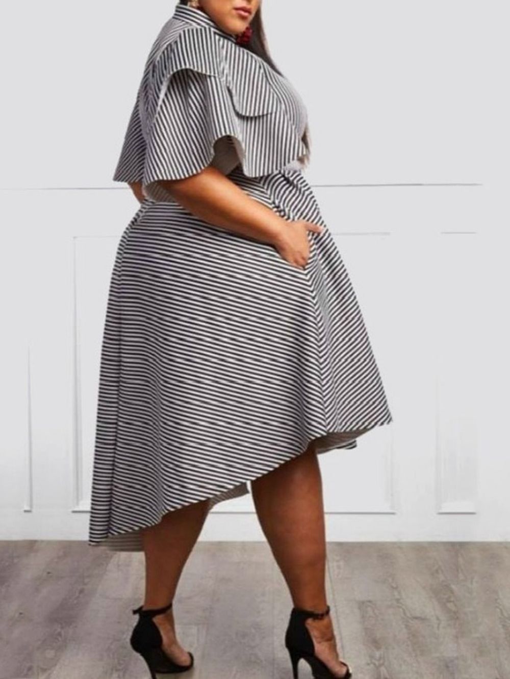 Vestido De Manga Com Babados Assimétrico Plus Size Com Babados