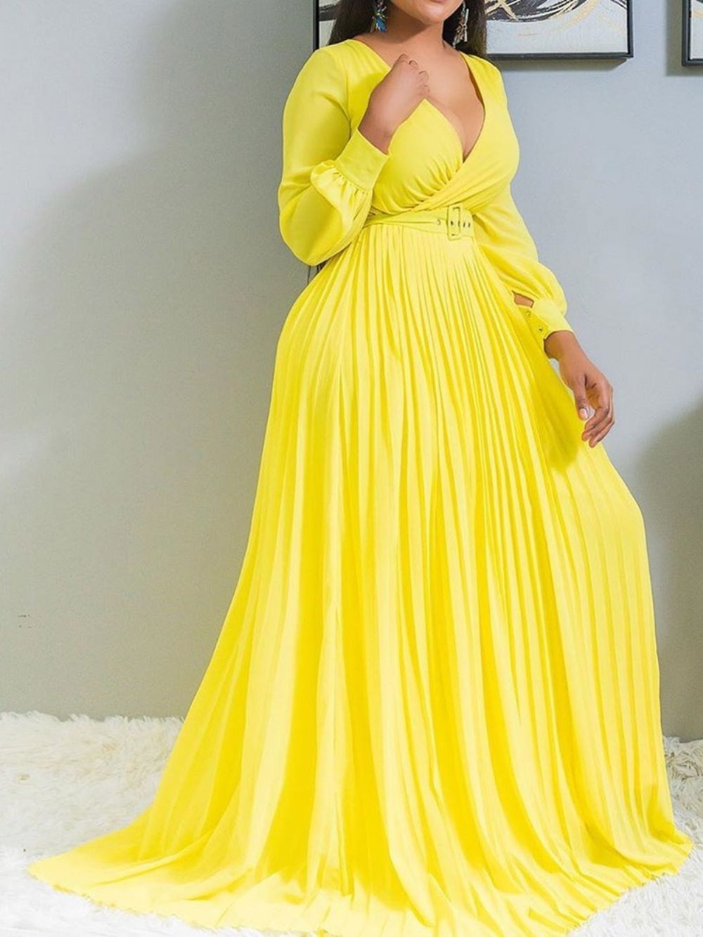 Vestido Maxi Amarelo Plissado Até O Chão Com Pregas Plus Size