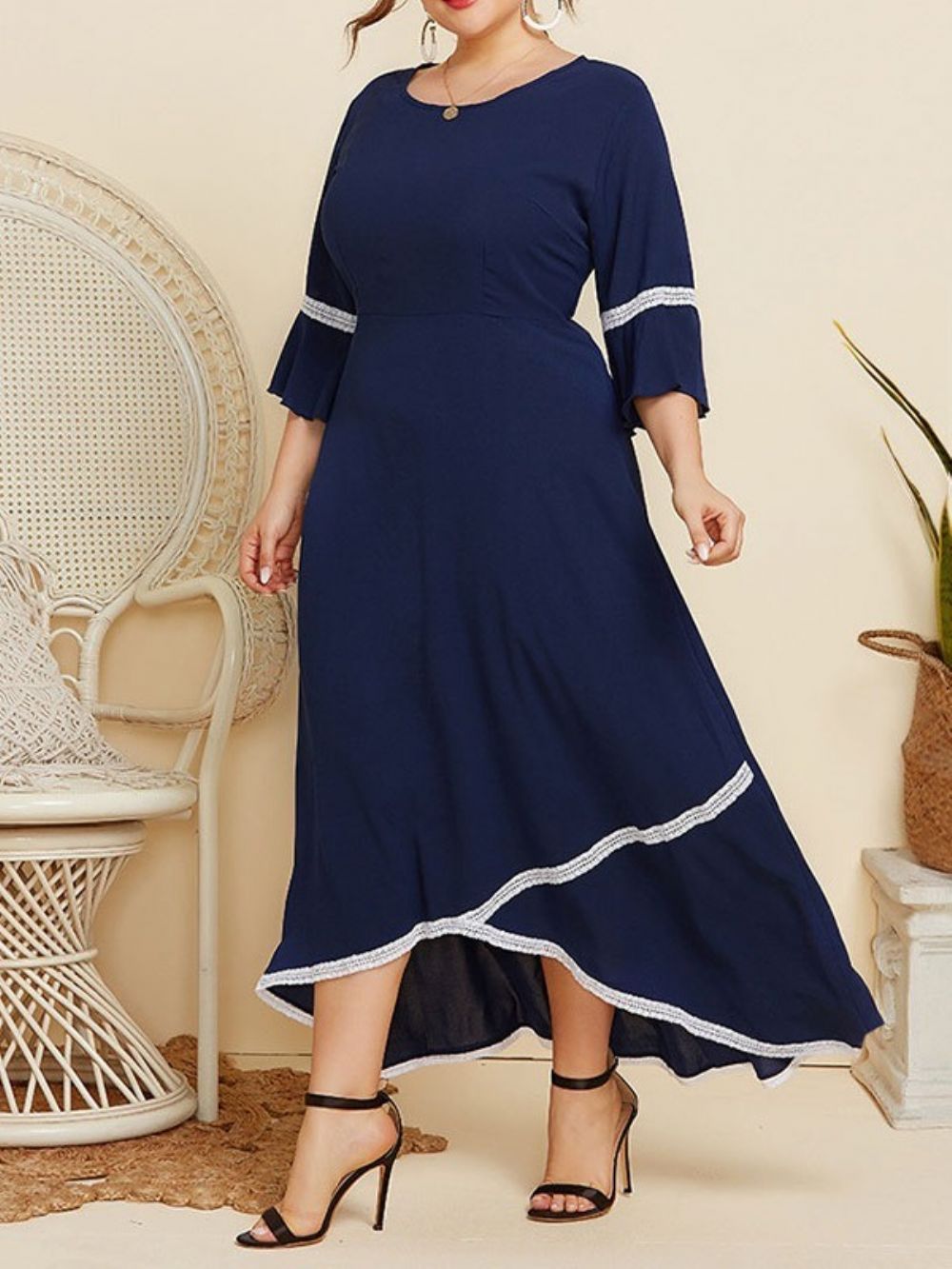 Vestido Maxi Com Manga Três Quartos Comprimento Tornozelo Gola Redonda Plus Size