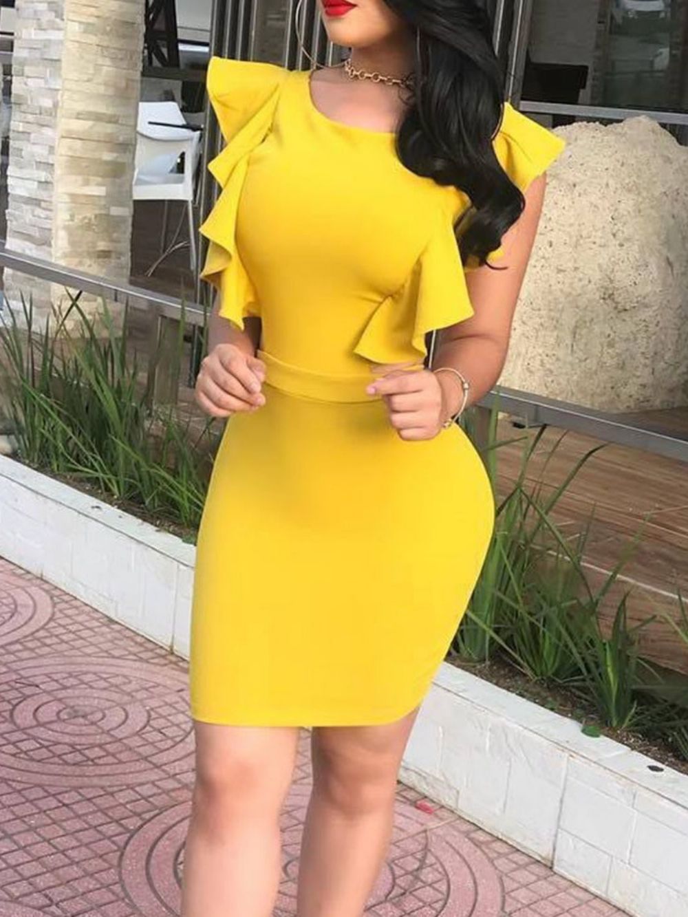 Vestido Bodycon Gola Redonda Sem Costas Acima Do Joelho