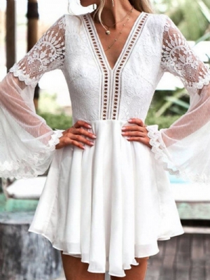 Vestido Branco Manga Longa Assimétrica Com Decote Em V Liso Bodycon