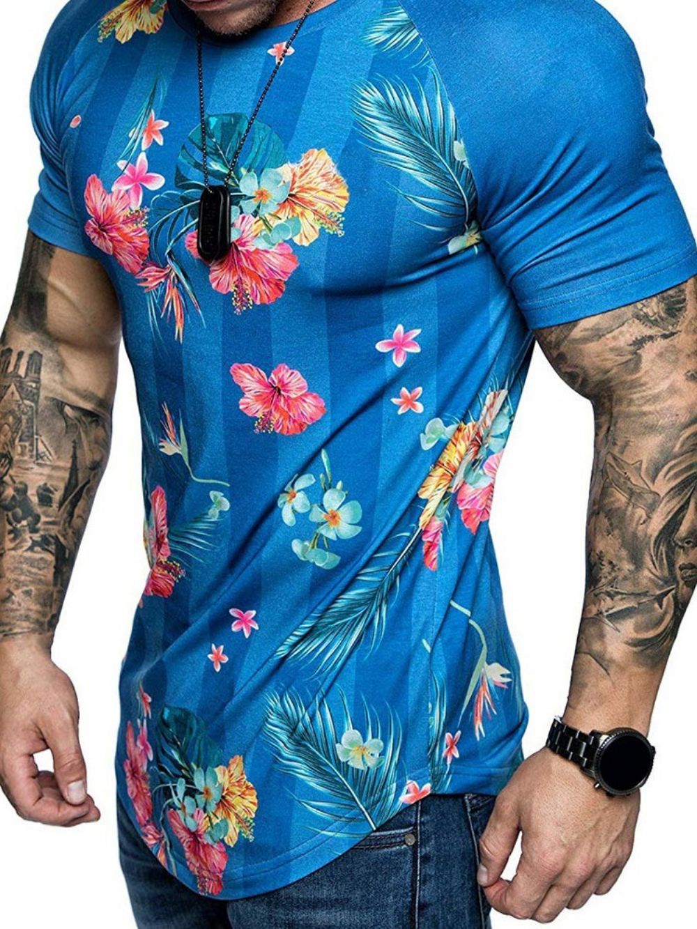 Camiseta Masculina Slim Com Estampa Floral Gola Redonda