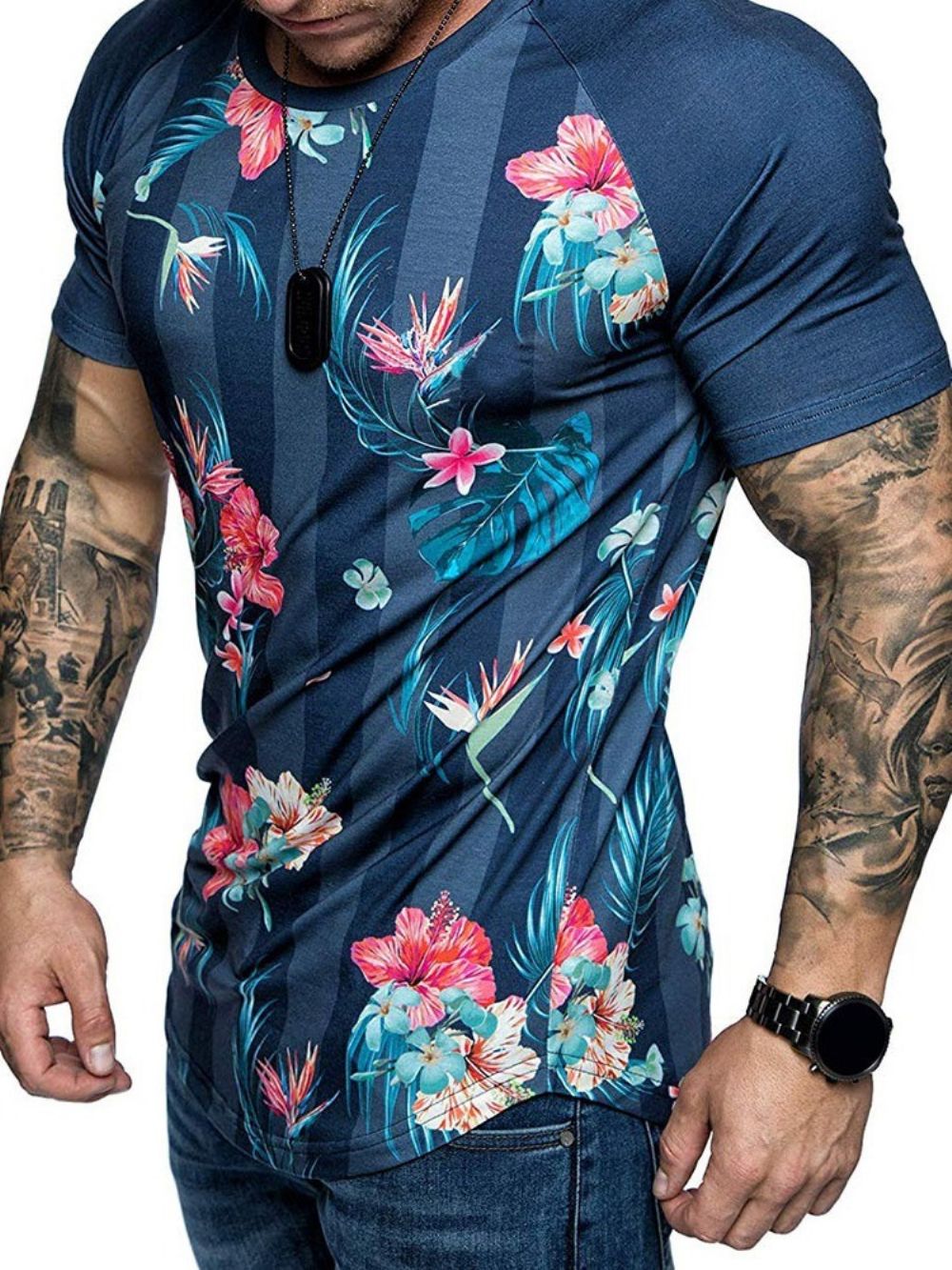 Camiseta Masculina Slim Com Estampa Floral Gola Redonda