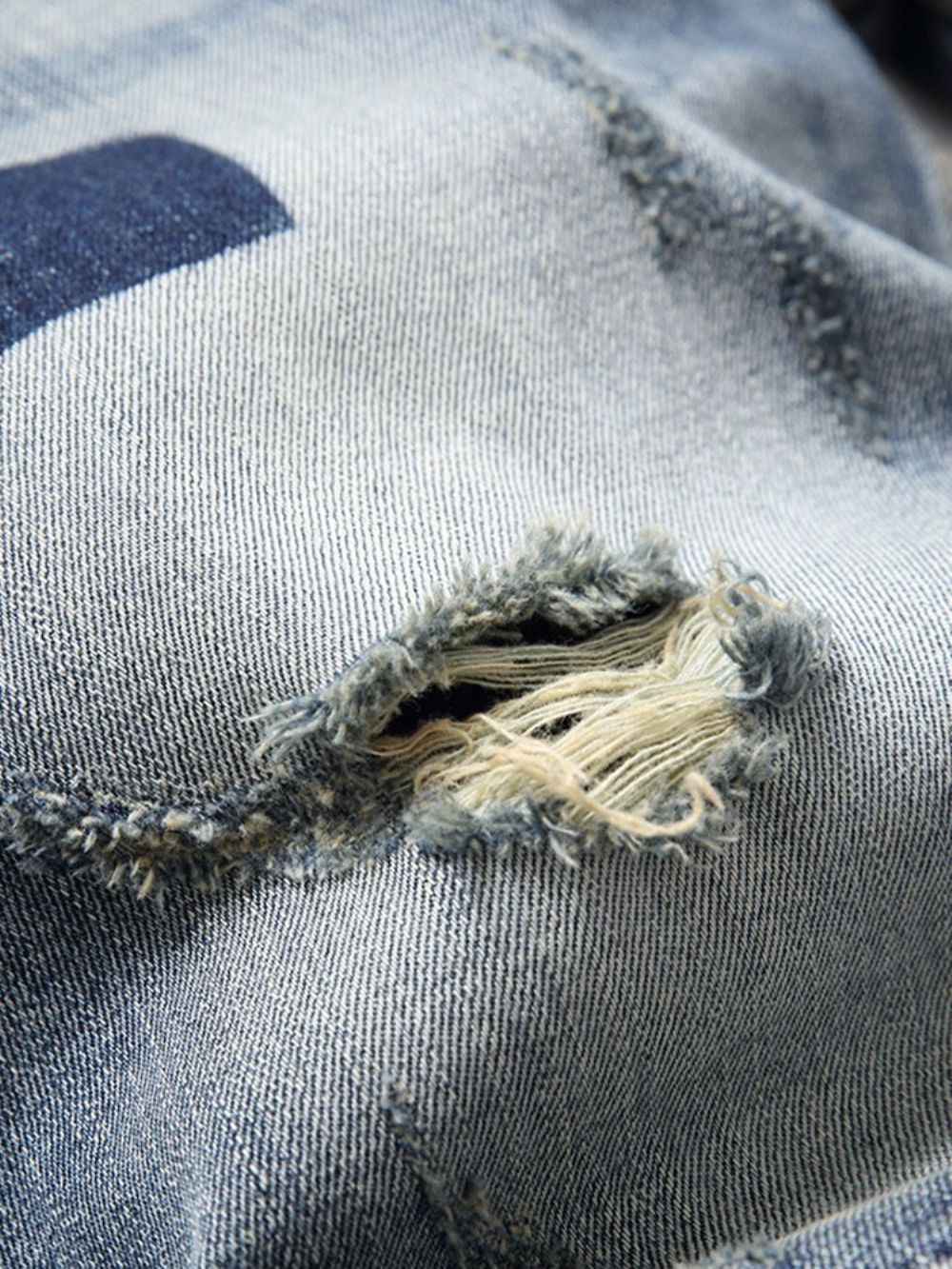 Calça Jeans Reta Com Zíper E Cintura Média