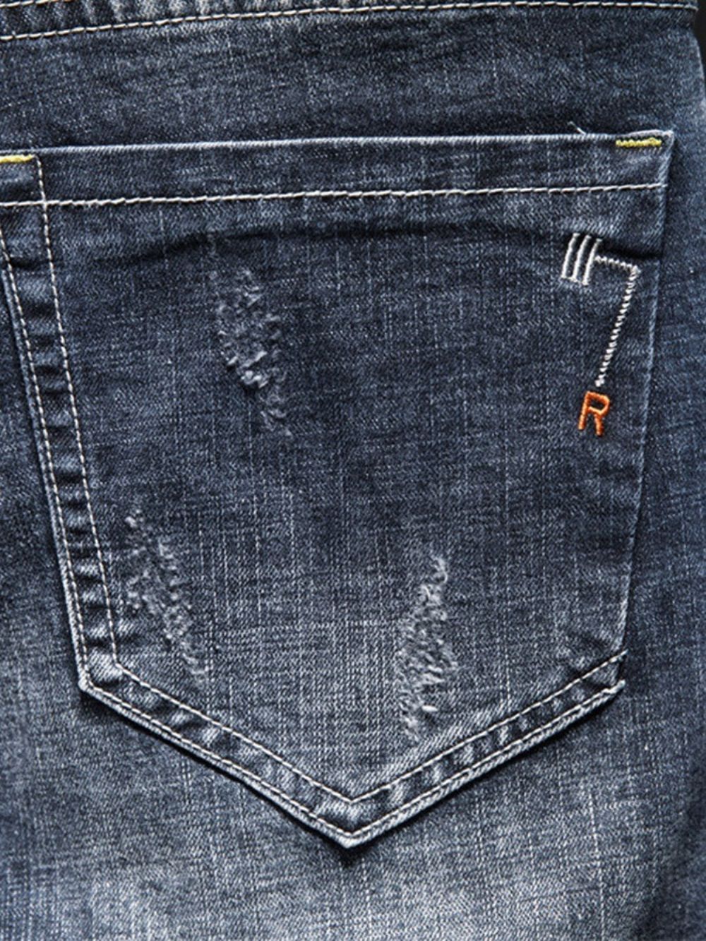 Jeans De Cintura Média Com Furo Simples