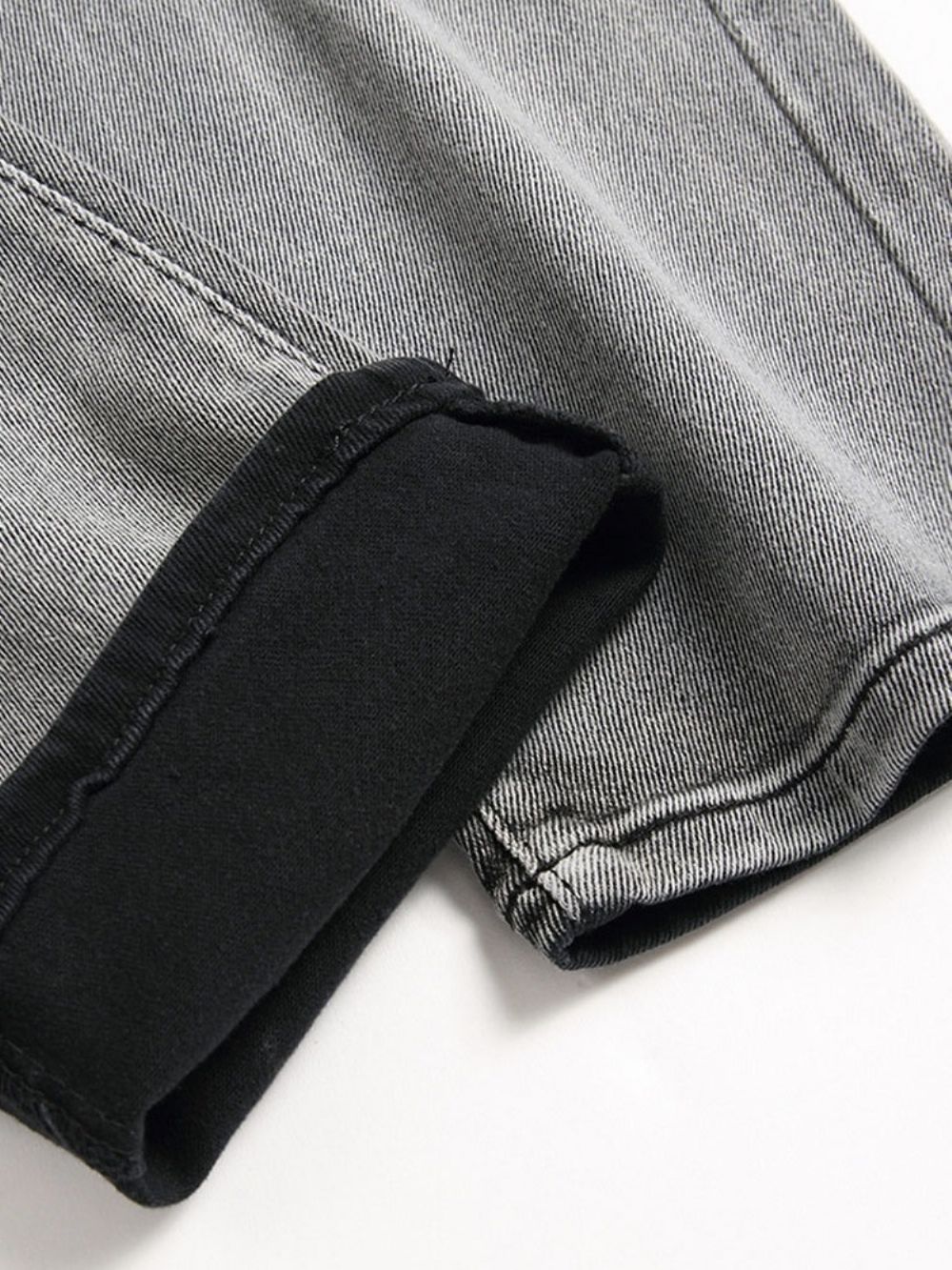 Jeans Cintura Média Com Zíper E Degradê Reto Com Furo