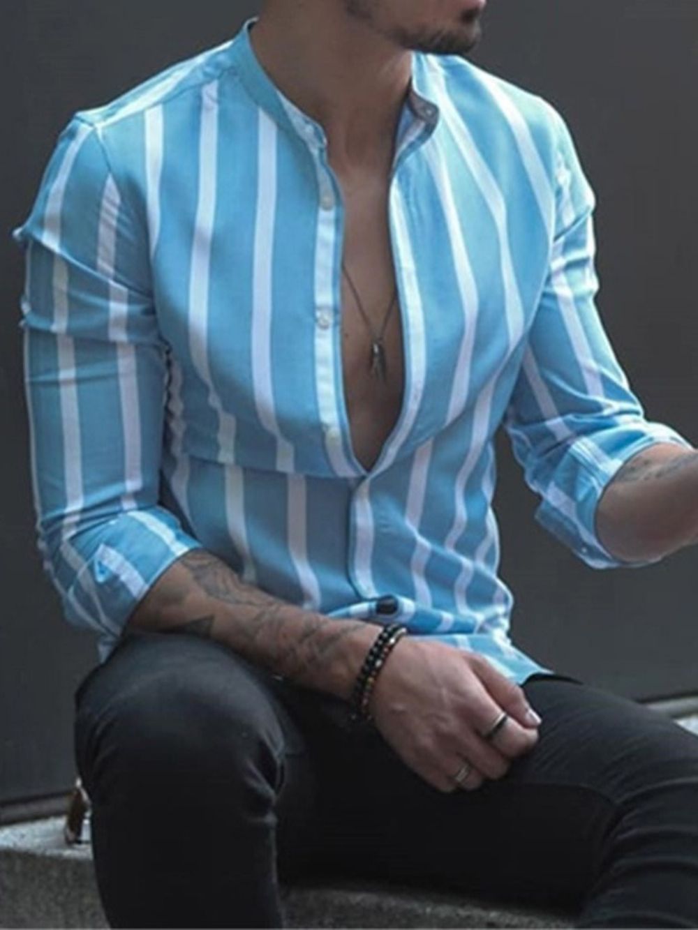 Camisa Masculina Casual Slim Com Gola Listrada E Trespassado Simples